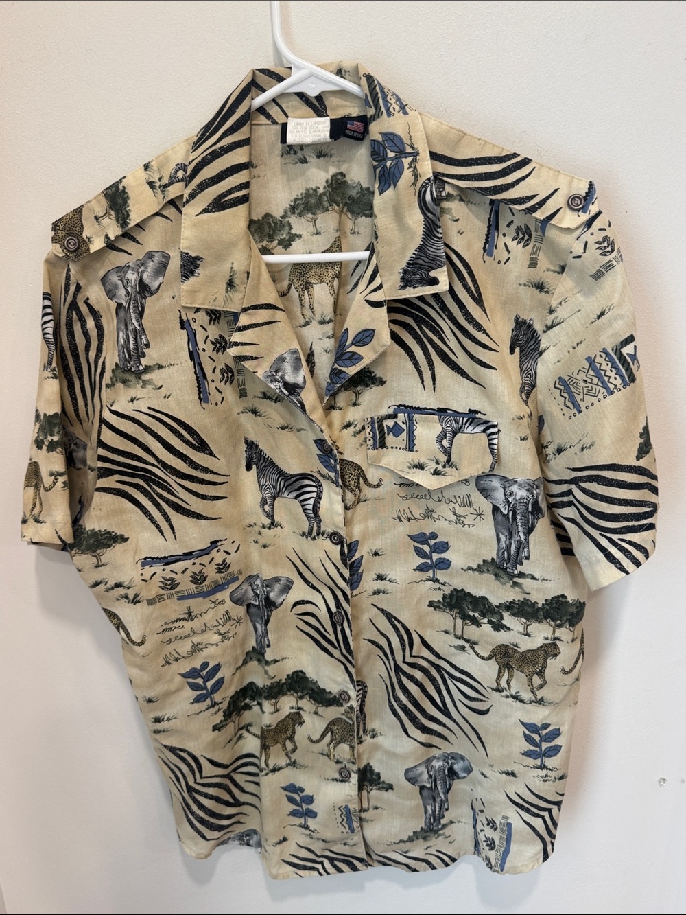 Made In The USA Safari Print Short Sleeve Shirt - Casual Vacation Shirt- Large